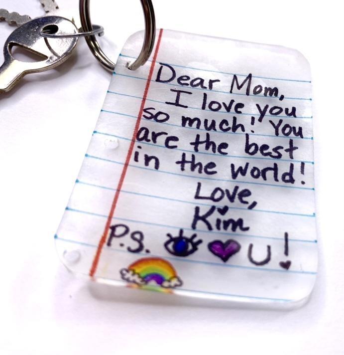 EASY DIY MOTHERS DAY GIFT IDEA Shrinky Dink Keychains